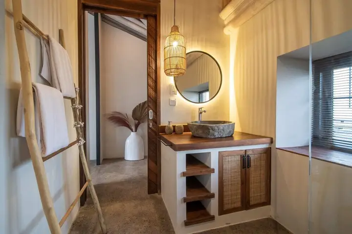 Керобокан: Stunning Architecture 5BR Bamboo With Tropical Pool Villa in Umalas
