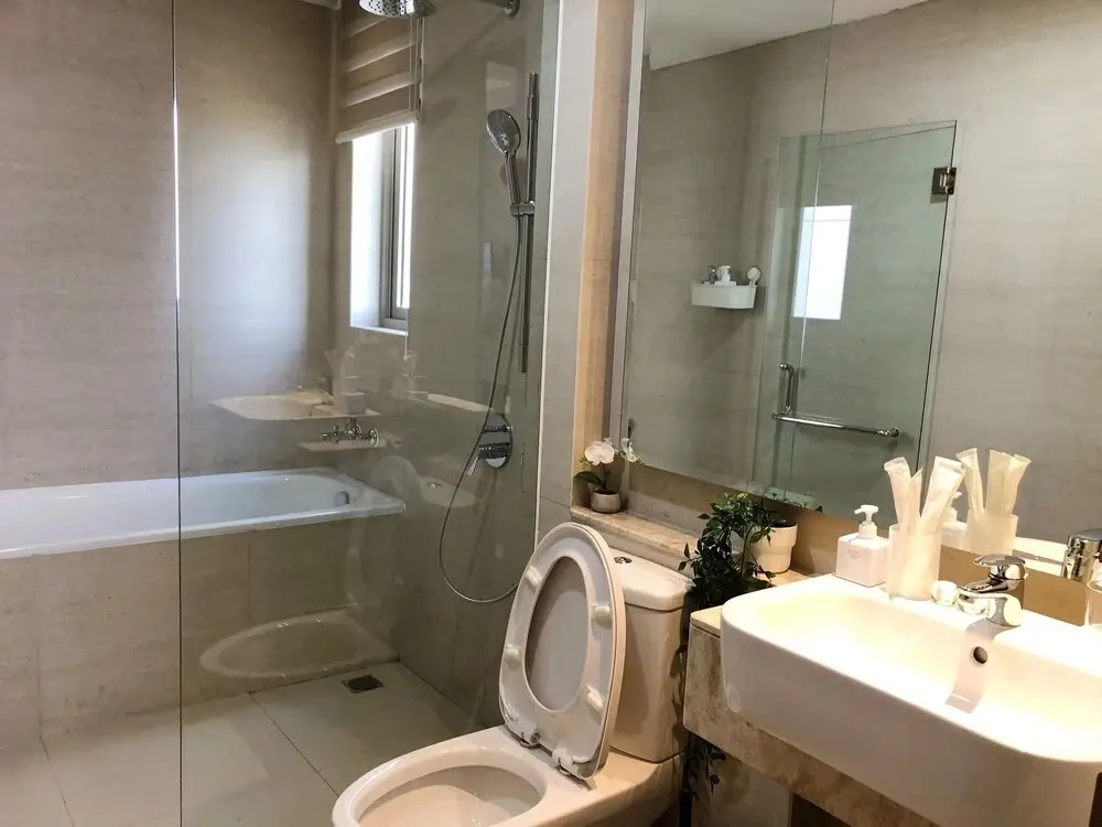 Джакарта: Gold Coast PIK Premium Seaview Apartment