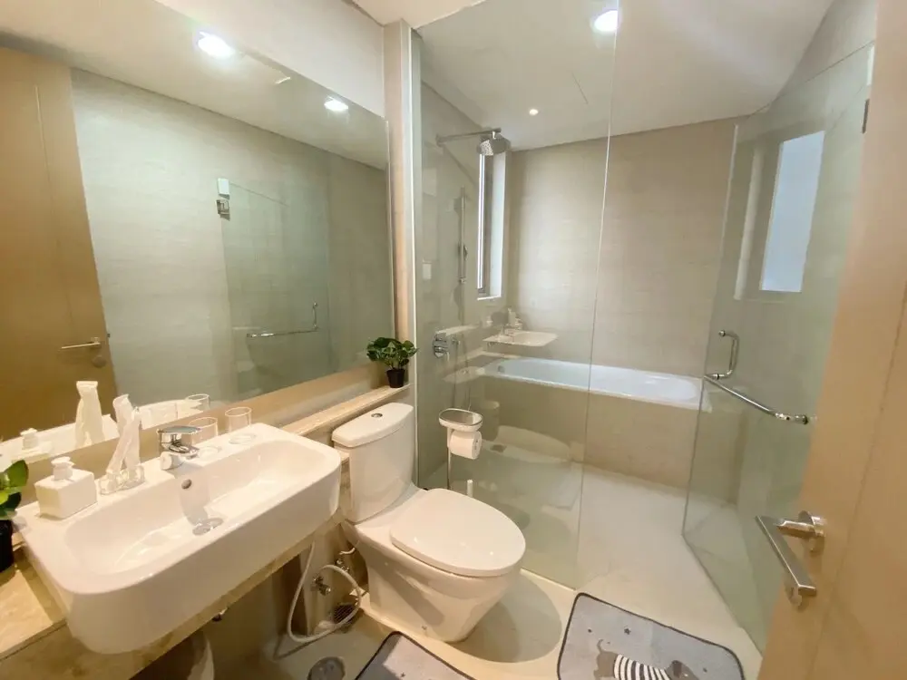 Джакарта: Gold Coast PIK Premium Seaview Apartment