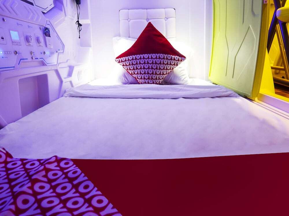 Джакарта: Super OYO 91328 Fiducia Capsule Hotel