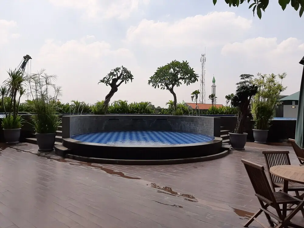 Южный Тангеранг: Comfortable Parkland Avenue 2Br Apartment