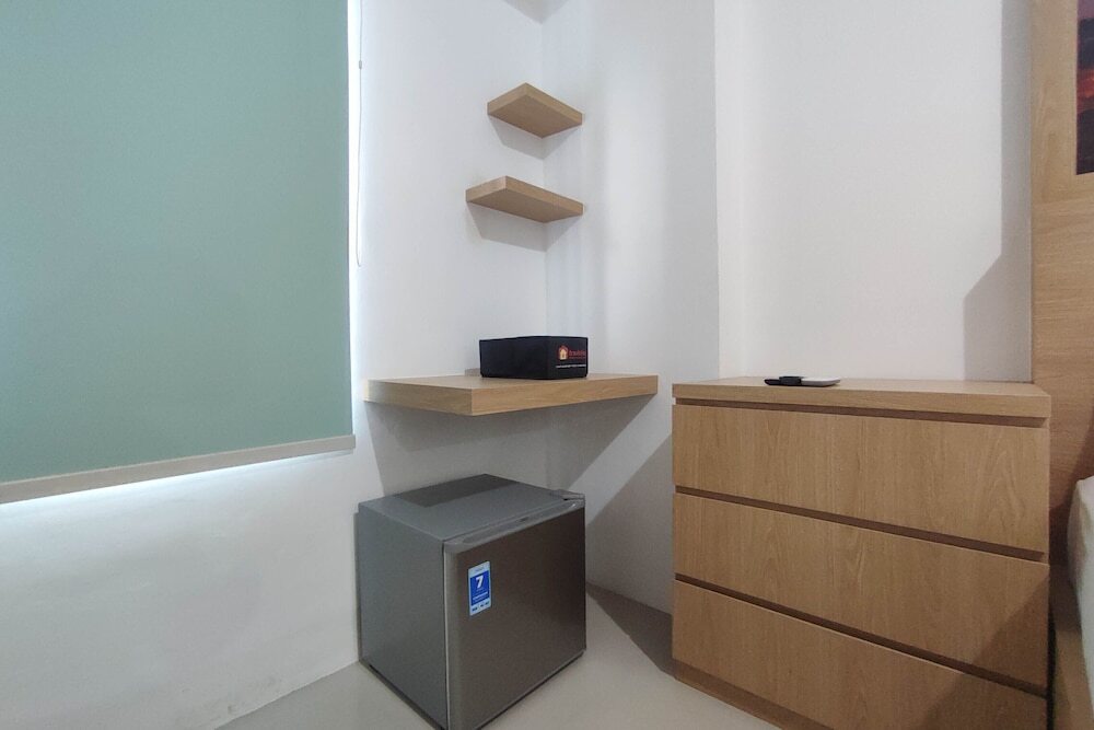Семаранг: Cozy Stay Studio At Paltrow City Apartment