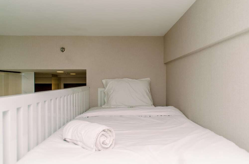 Legok: Nice And Comfy Studio At Sky House Bsd Apartment