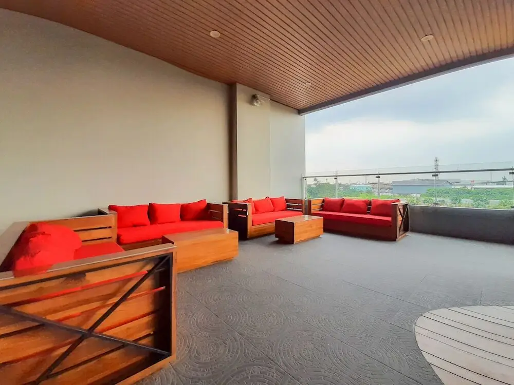 Бекаси: Nice And Cozy 1Br At Tamansari Iswara Apartment