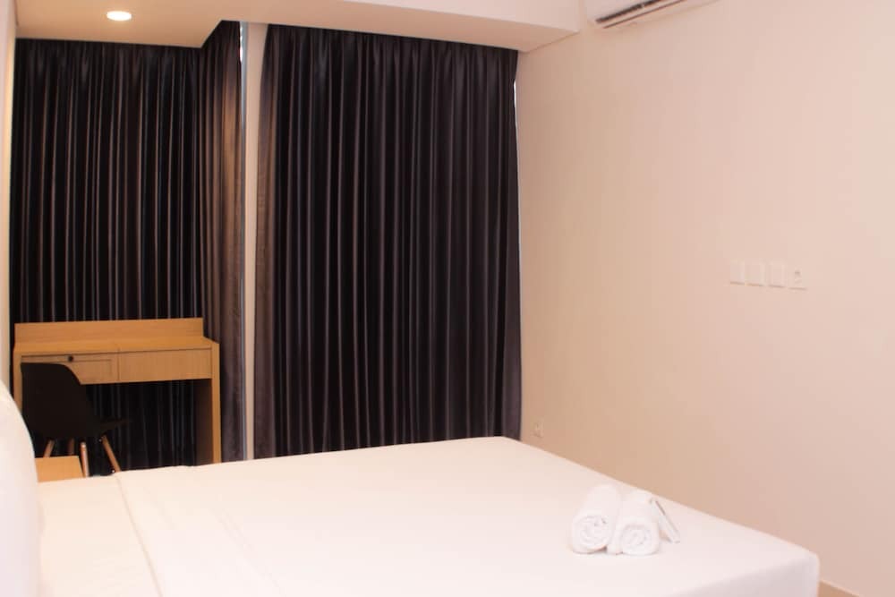 Бекаси: Nice And Cozy 1Br At Tamansari Iswara Apartment