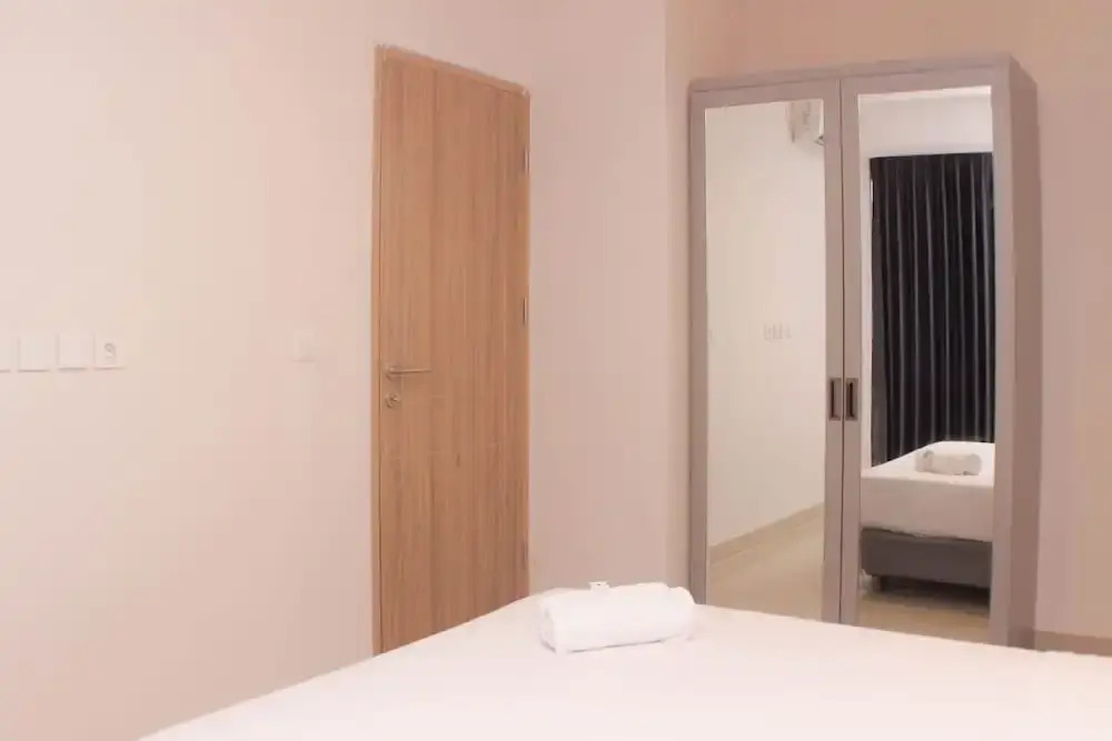 Бекаси: Nice And Cozy 1Br At Tamansari Iswara Apartment