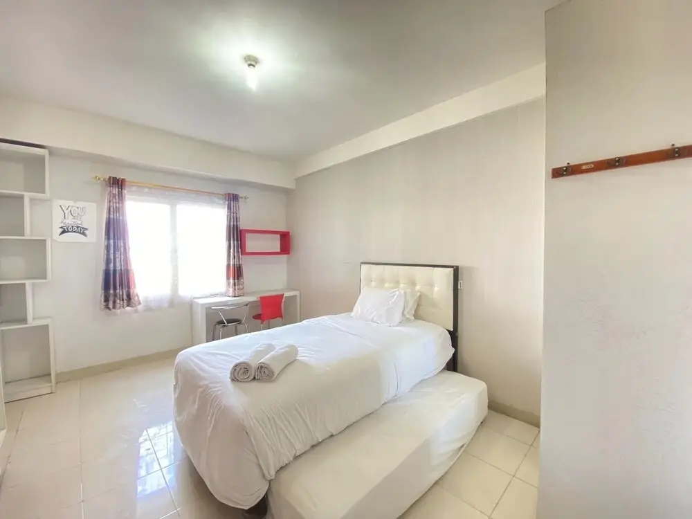 Сумеданг: Quiet Private Studio Room At Pinewood Jatinangor Apartment