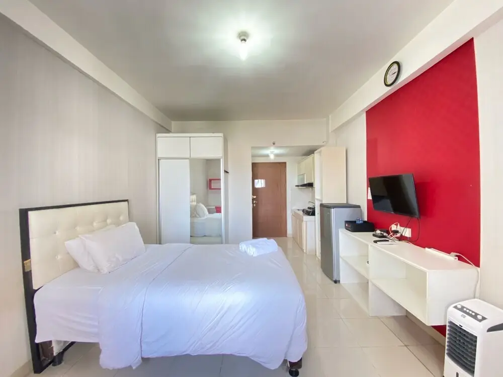 Сумеданг: Quiet Private Studio Room At Pinewood Jatinangor Apartment