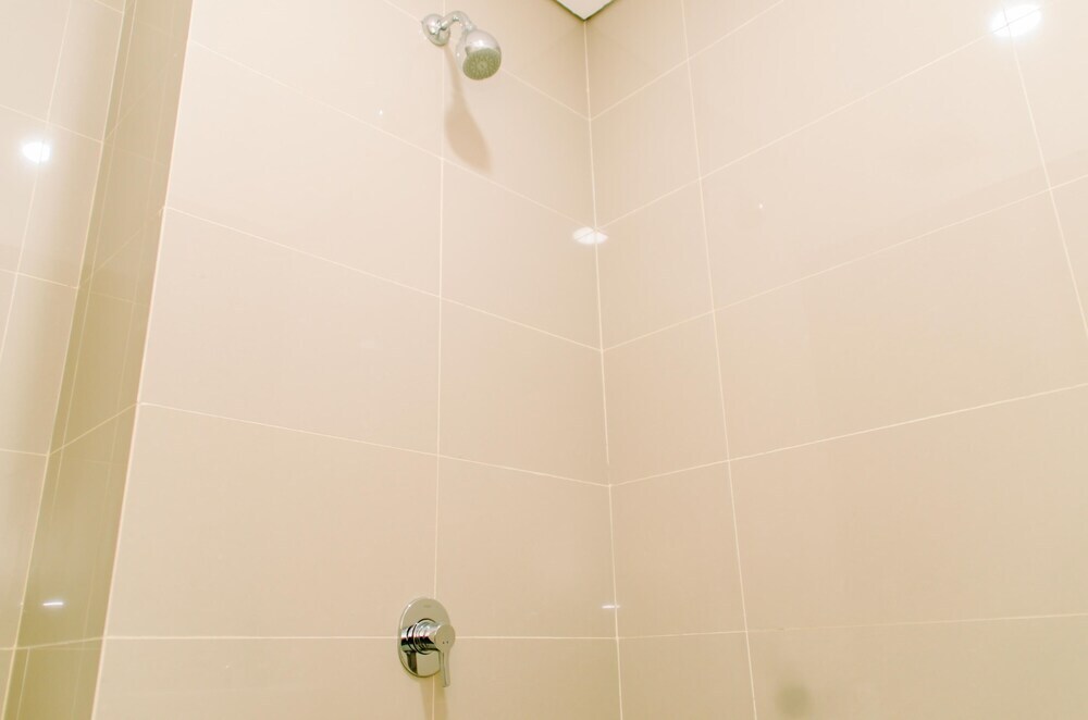 Legok: Warm And Cozy Studio Room Apartment At B Residence