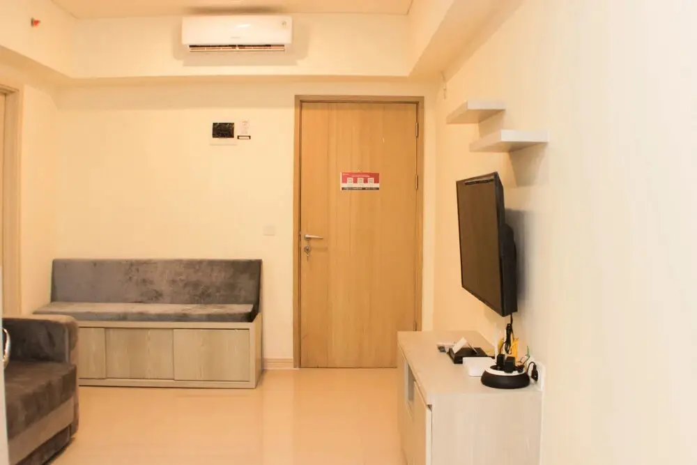 Сибату: Homey Living 2Br At Meikarta Apartment