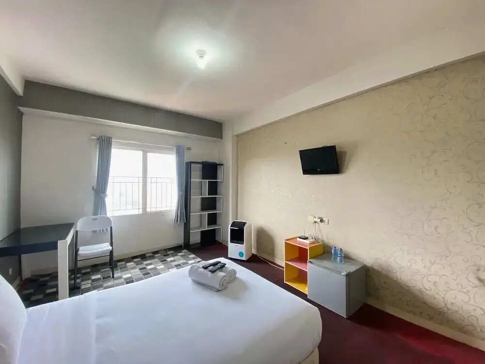 Сумеданг: Beauty Spacious Studio Room At Pinewood Apartment Jatinangor
