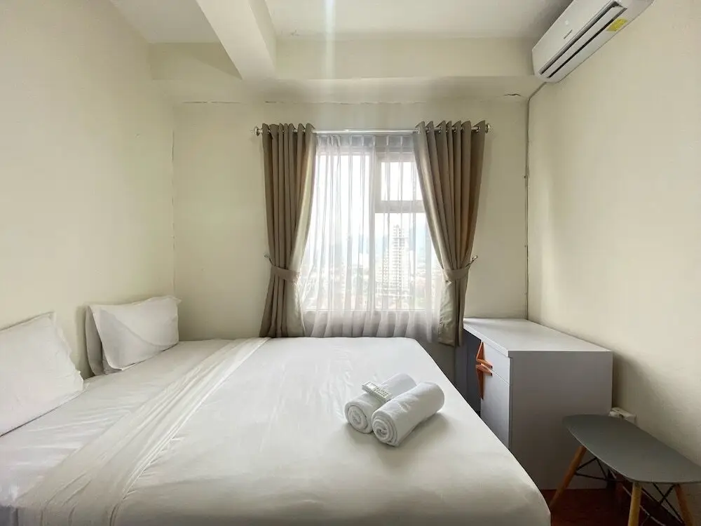 Сумеданг: Well Appointed 1BR Apartment at Harvard Jatinangor