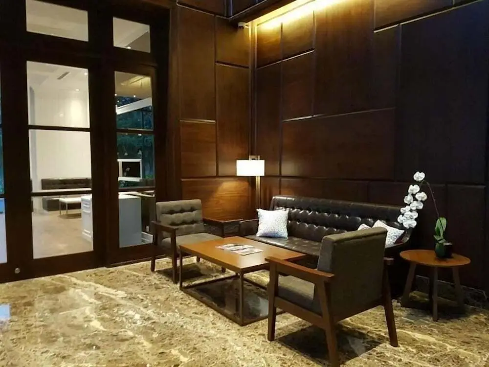 Nice and Elegant 2BR Apartment at Veranda Residence Puri — фото 1