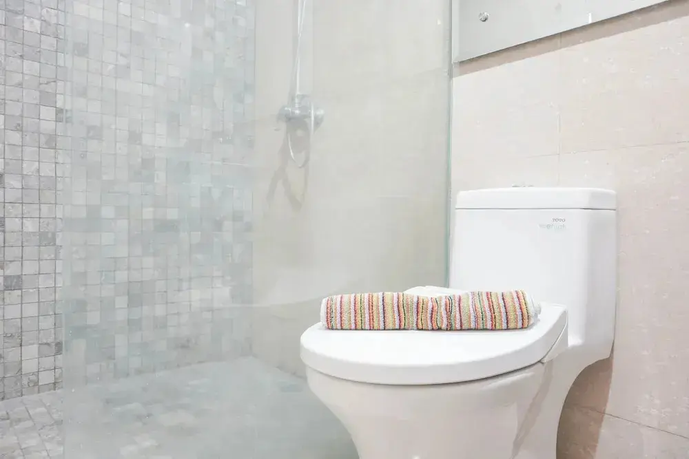 Джакарта: Nice and Elegant 2BR Apartment at Veranda Residence Puri