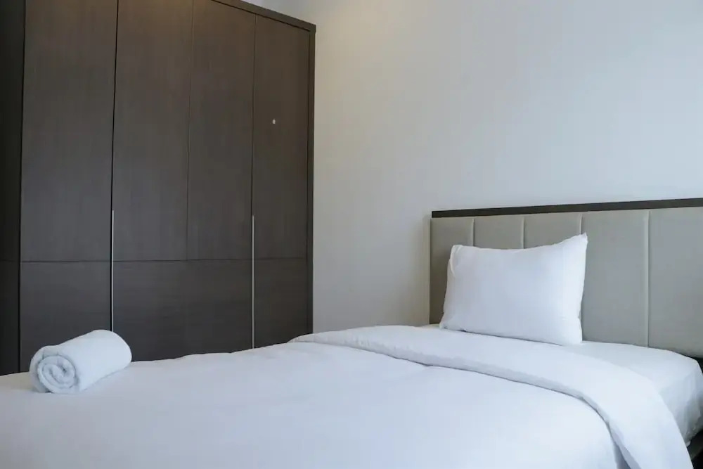 Джакарта: Spacious And Modern 3Br Apartment At Simprug Park Residences