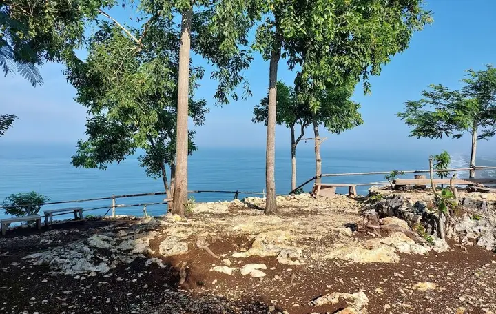 Батуретно: Bukit Shoka Top View Camp