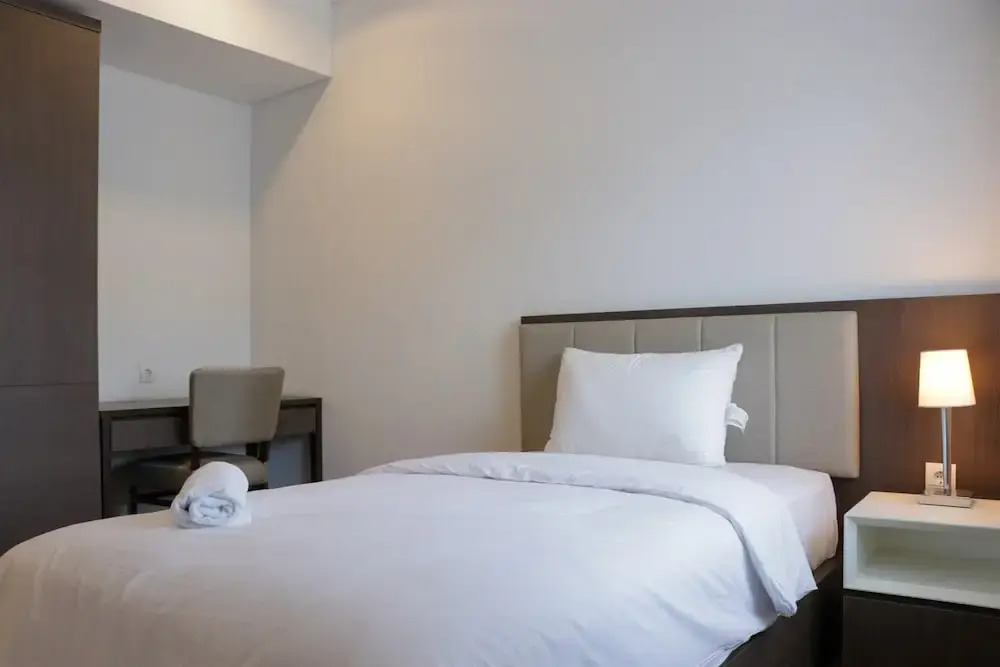 Джакарта: Spacious And Comfort 3Br Apartment At Simprug Park Residences