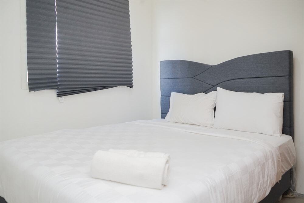 Южный Тангеранг: Nice And Elegant 1Br Apartment At Tuscany Residence