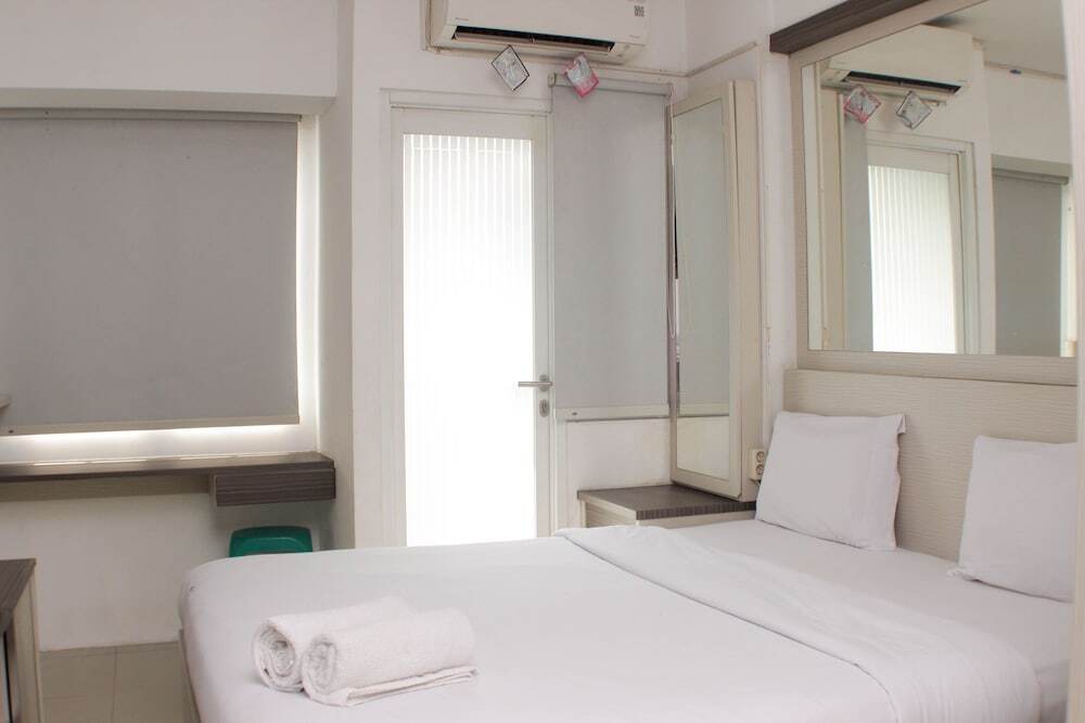 Караванг: Cozy And Warm Studio At Grand Sentraland Karawang Apartment