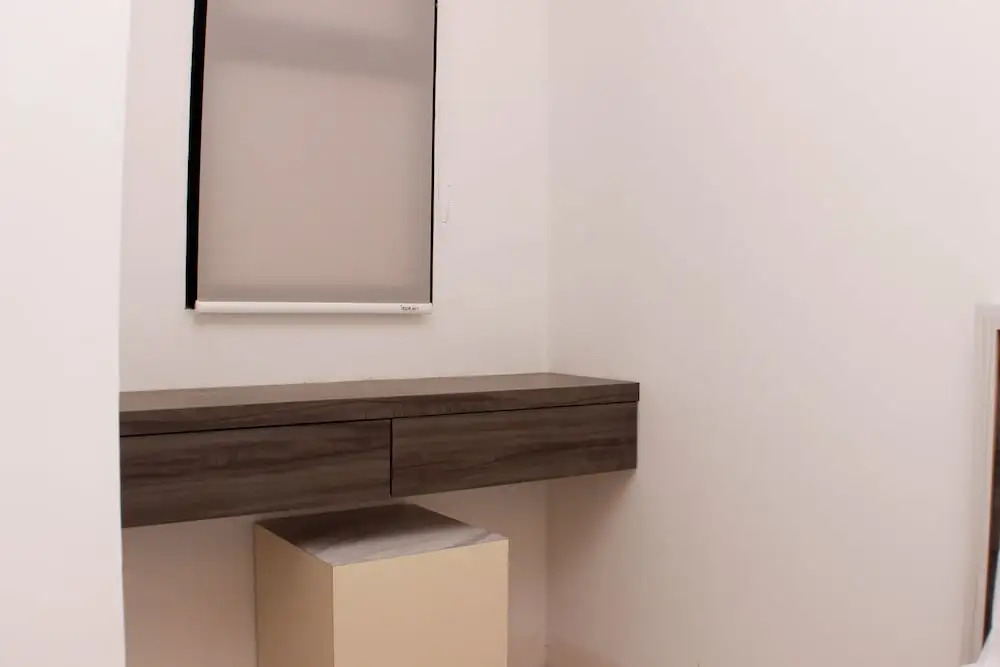 Караванг: Cozy Stay Studio Urbantown Karawang Apartment