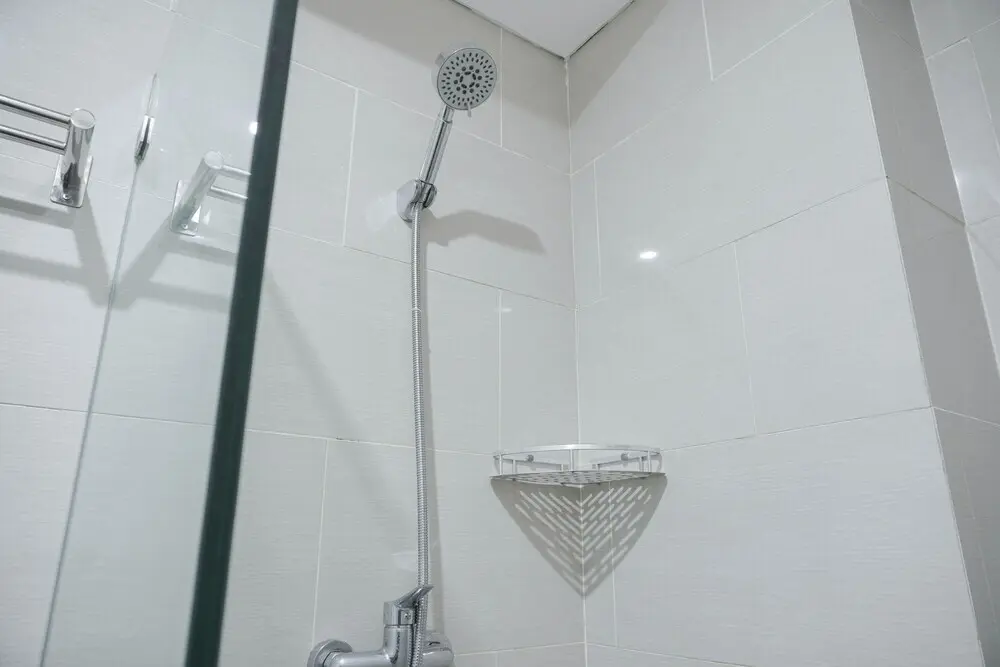 Джакарта: Nice And New 1Br With Office Room At Daan Mogot City Apartment