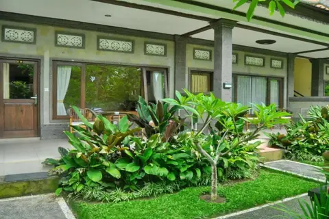 Bucu Guest House — фото 1