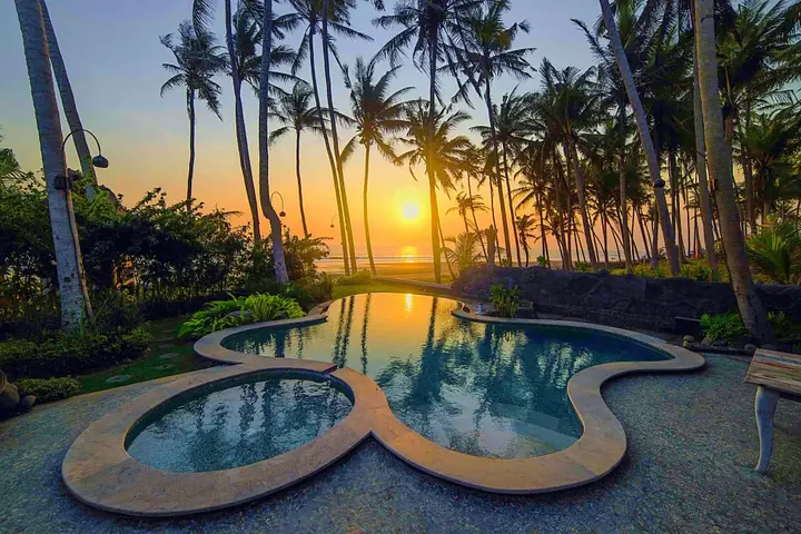 Табанан: Вилла Absolute Beachfront Villa Laut