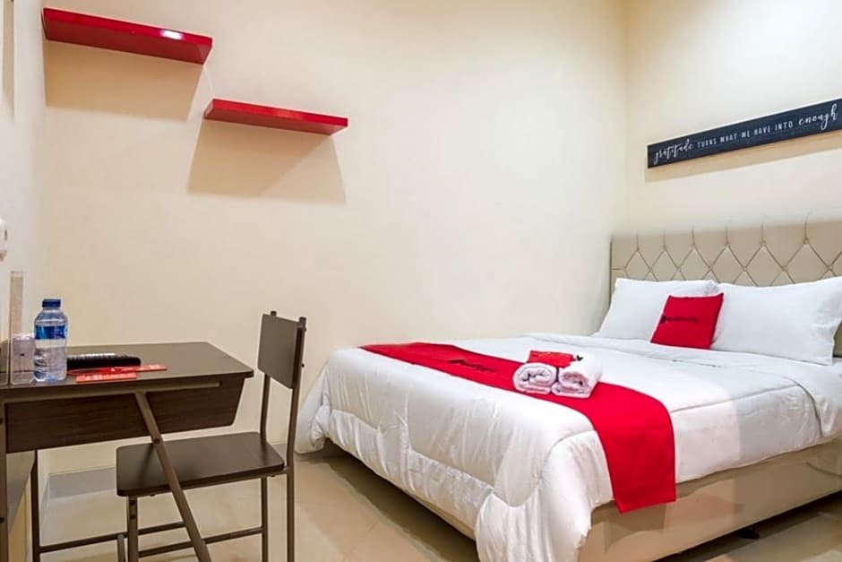 Джакарта: RedDoorz @ Tebet Barat 2
