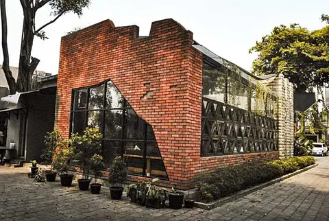 Pejaten Indah Apartment — фото 1