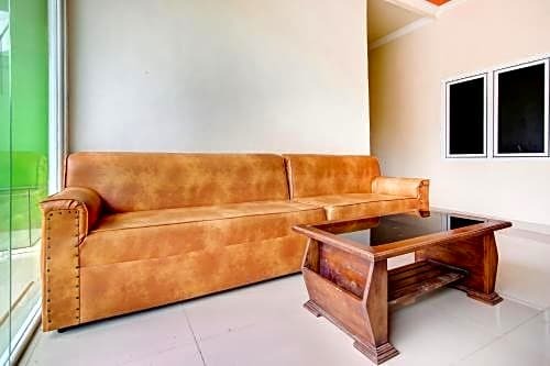 Палембанг: OYO 90715 Green Guesthouse
