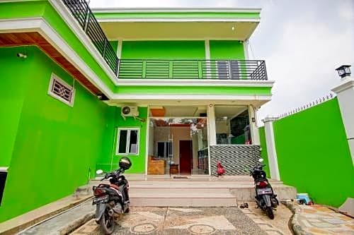 Палембанг: OYO 90715 Green Guesthouse