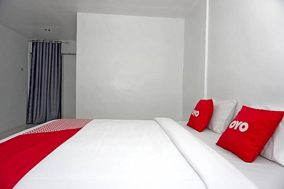 Озеро Тоба: OYO 2379 Hotel Sibigo