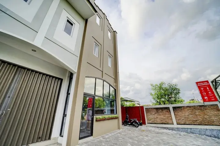 Джокьякарта: Super OYO 90778 River inn Malioboro