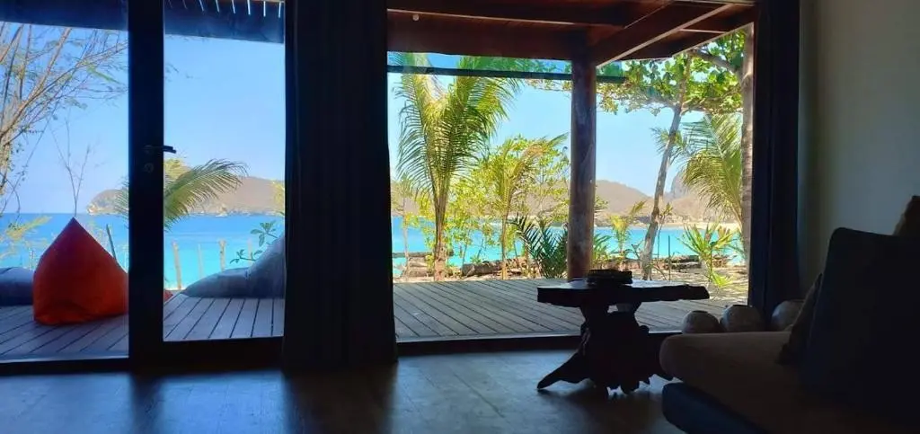 Секонгканг: Castaway Surf Retreat 1