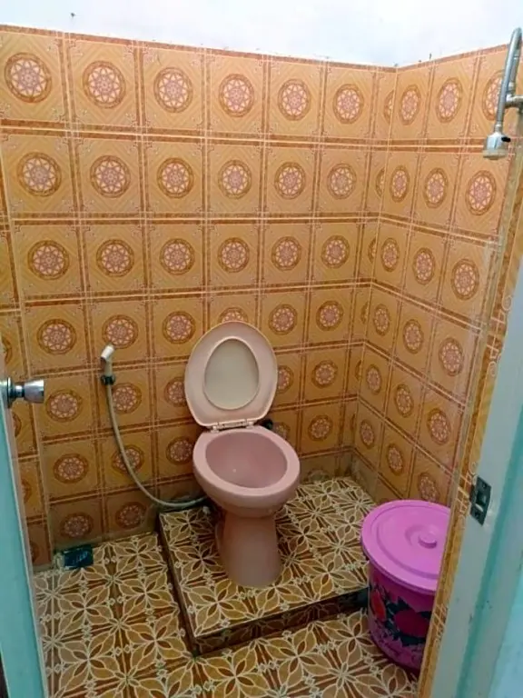 Баубау: Wisma Kahyangan