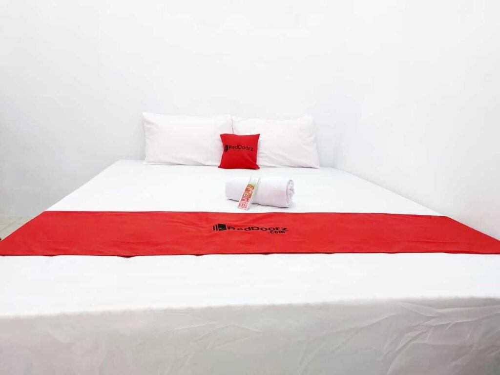 Тегал: RedDoorz Syariah near Transmart Tegal