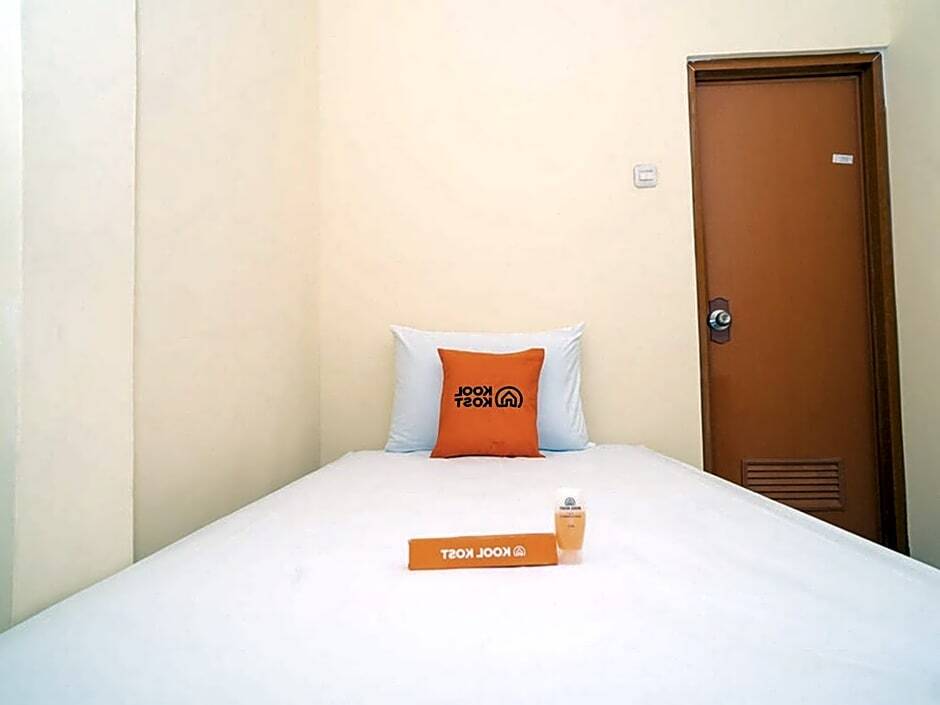 Бандунг: Koolkost At Singgasana Pradana - Minimum stay 6 Nights