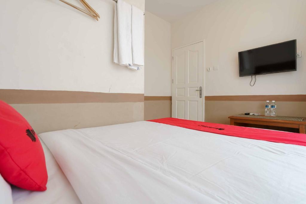 Батам: RedDoorz near Plaza Botania 1 Batam