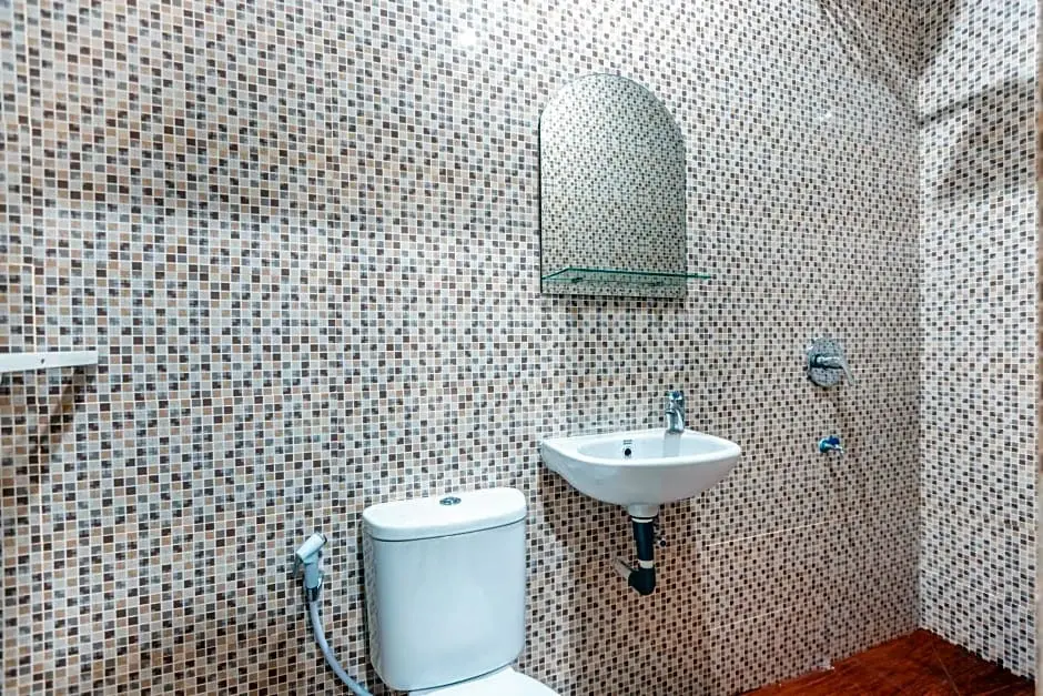Южный Тангеранг: OYO Life 2709 Kost Cirendeu