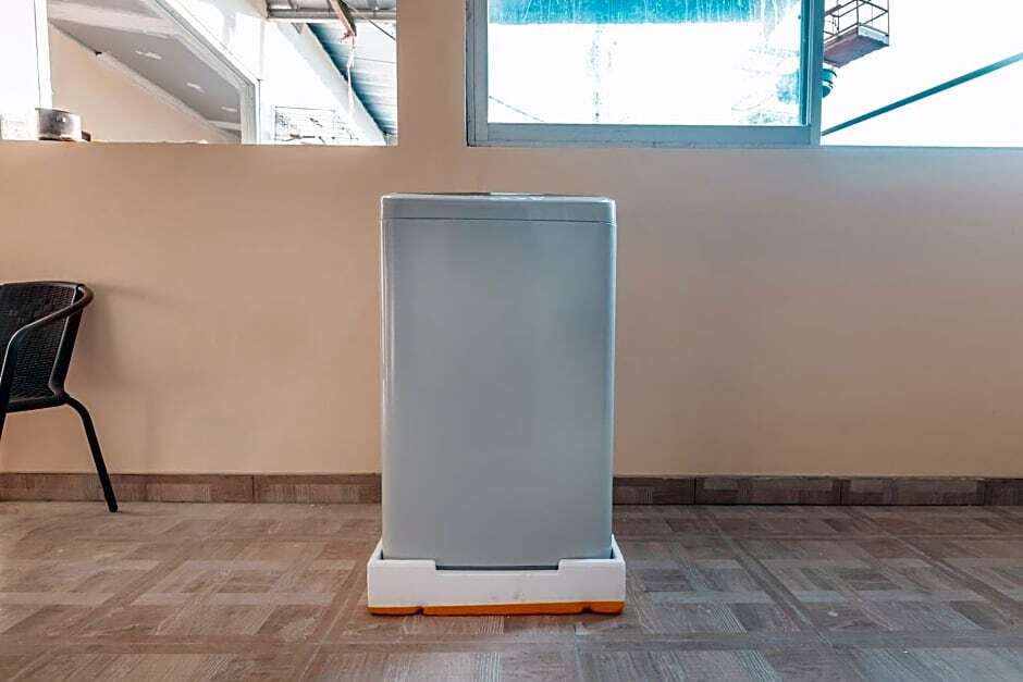 Южный Тангеранг: OYO Life 2709 Kost Cirendeu