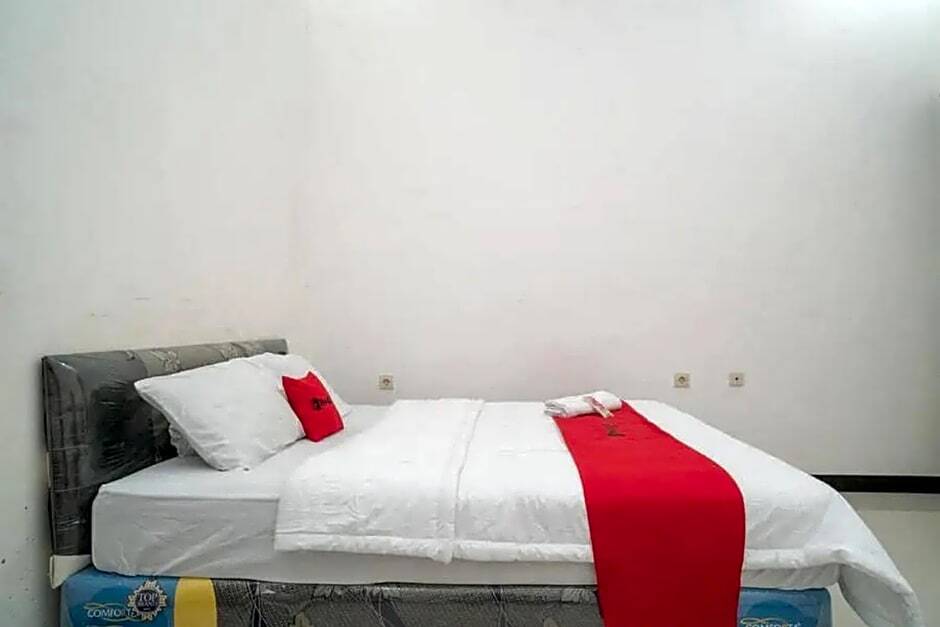 Банджанбару: RedDoorz Syariah Near Syamsudin Noor Airport 4