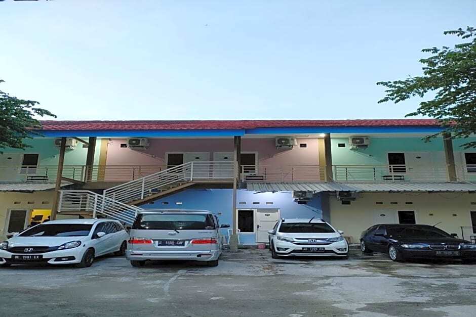 OYO 91238 Sky In Homestay Syariah — фото 1