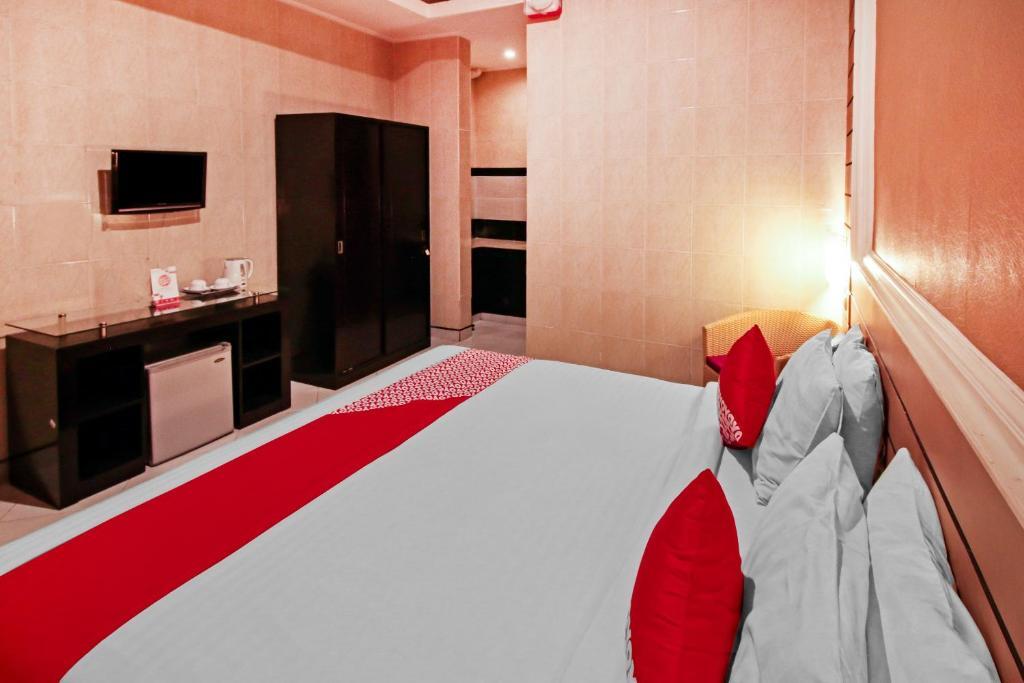 Джимбаран: OYO 90653 Balisee Guesthouse Kedonganan