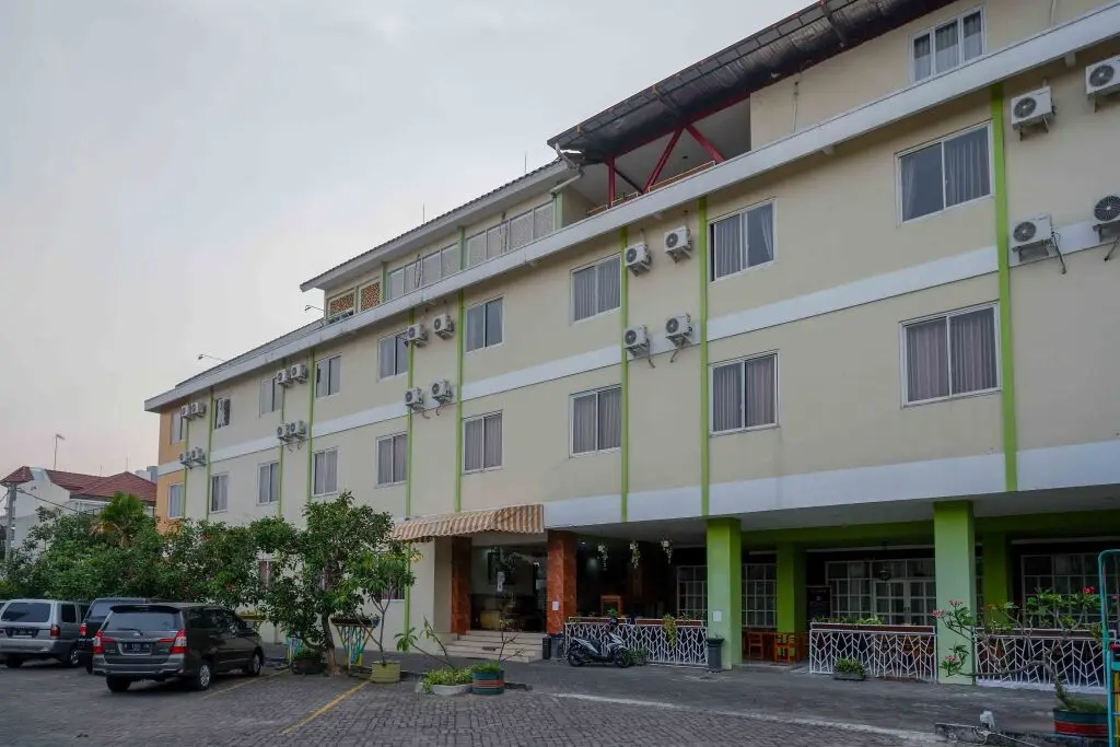 Суракарта: RedDoorz Plus Syariah near Manahan Solo