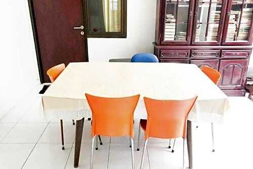 Сурабая: KoolKost @ Kendangsari (Minimum Stay 6 Nights)