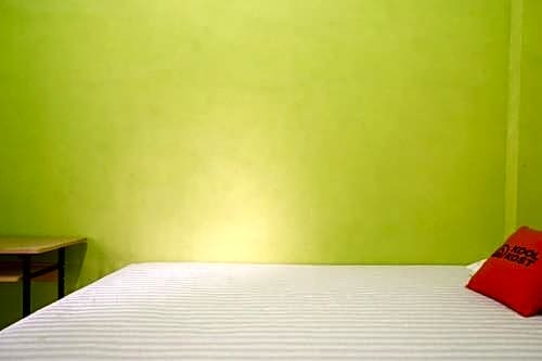 Суракарта: KoolKost Female Syariah near ISI Solo - Minimum Stay 3 Nights
