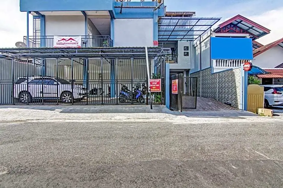 Паданг: OYO 90704 Nabila Residence Syariah