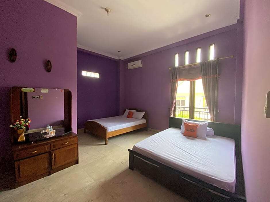 Сурабая: KoolKost Syariah near Plaza Marina (Minimum Stay 6 Nights)