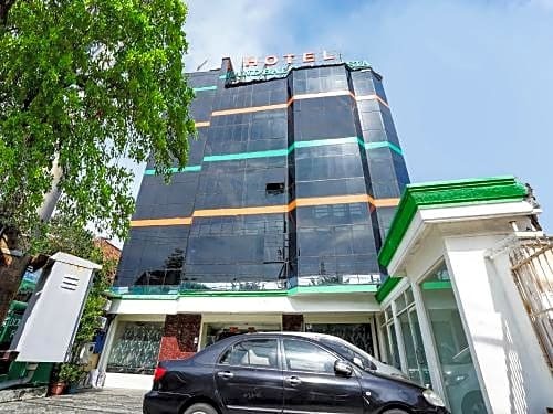 Сурабая: Capital O 91050 Grand Balqis Akasia Syariah