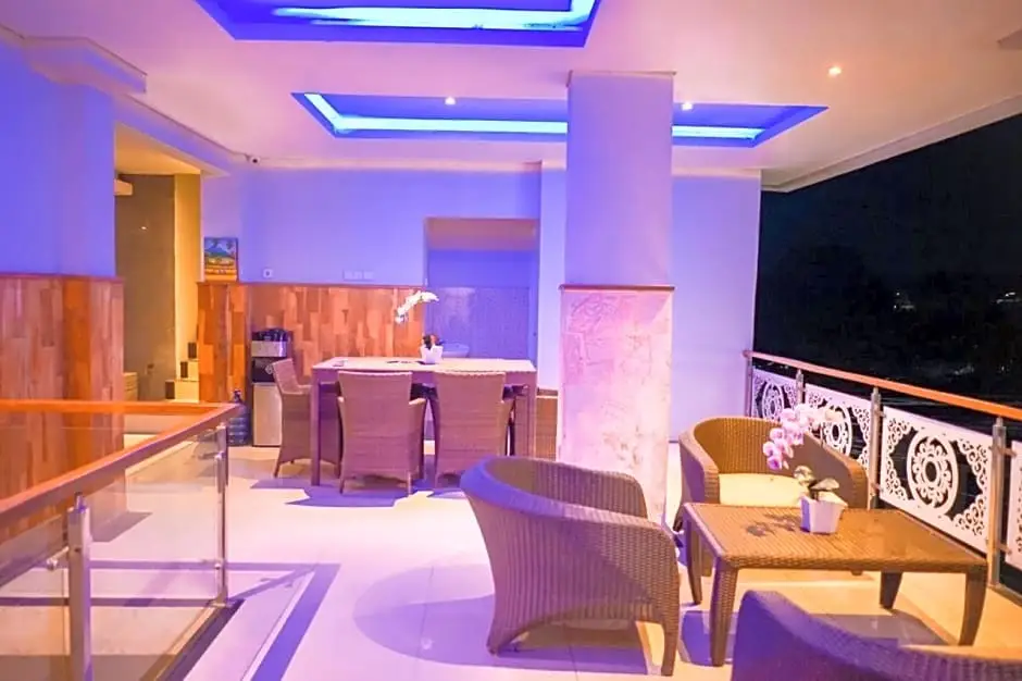 Керобокан: E Luxury Suites Seminyak by InnApps
